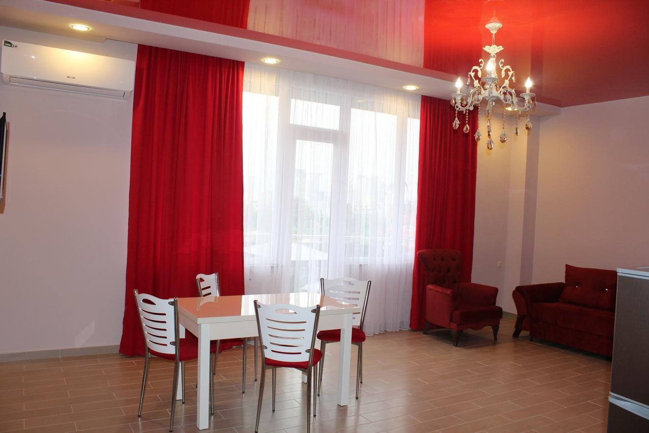 Nakashidze'S Apartments Batoemi Buitenkant foto