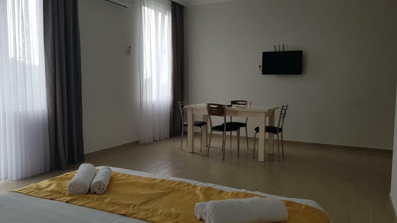 Nakashidze'S Apartments Batoemi Kamer foto
