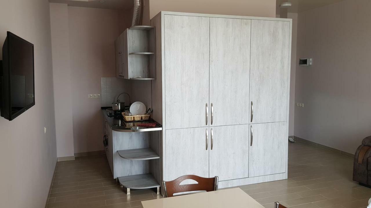Nakashidze'S Apartments Batoemi Kamer foto